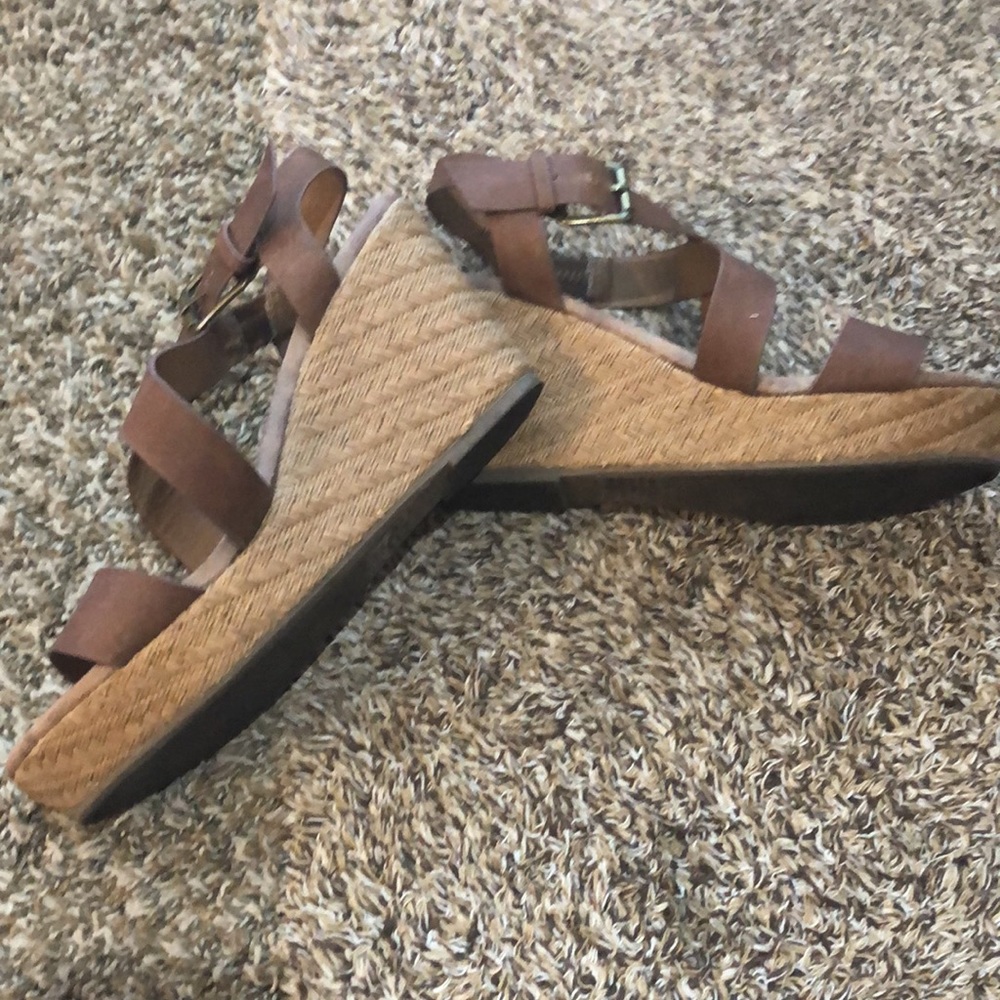 Platform heels - Picture 2 of 3
